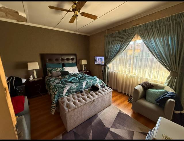4 BEDROOM HOUSE FOR SALE IN VANDERBIJLPARK CE 3